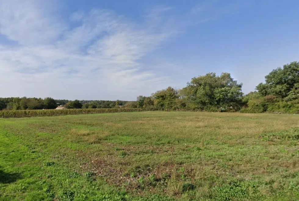 Image Terrain à bâtir de 880 m2 au prix de 30870 € à ECOYEUX.