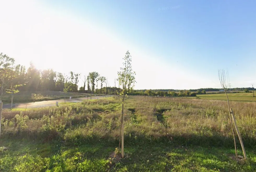 Image Terrain à bâtir de 547 m2 au prix de 31150 € à ECOYEUX.